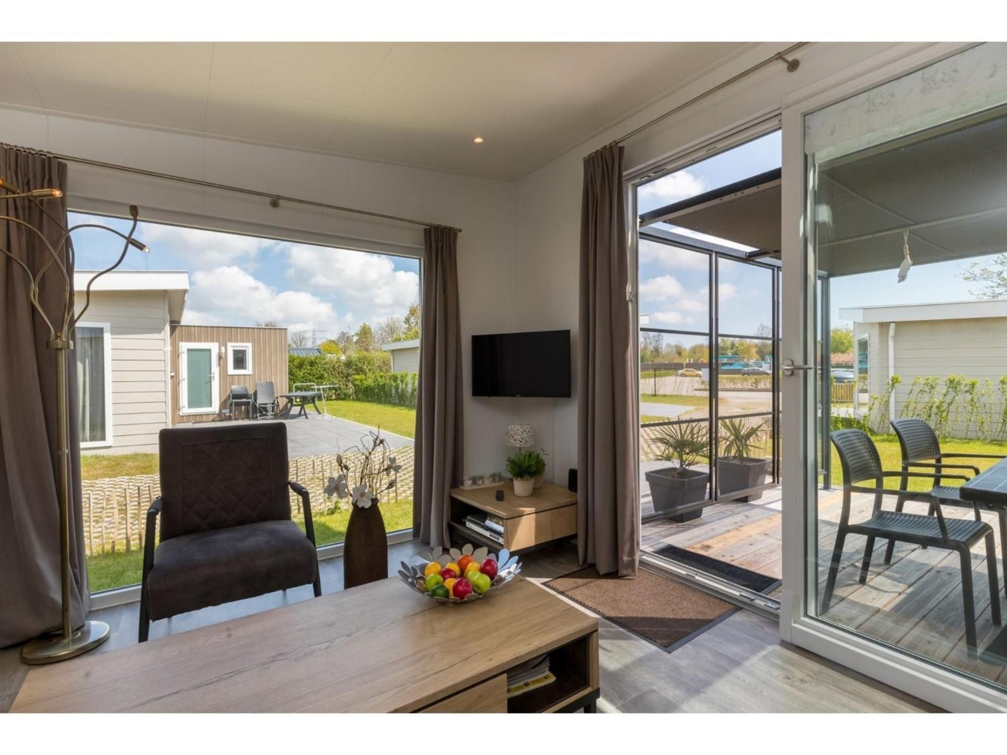 Brand New Chalets At 10 Minutes From The Oosterschelde Heinkenszand Dış mekan fotoğraf